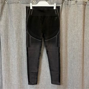 EUC Gymshark Size L Seamless Leggings